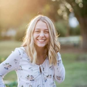 Meet your Posher, Gabriella